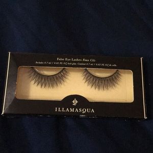 Illamasqua Lashes